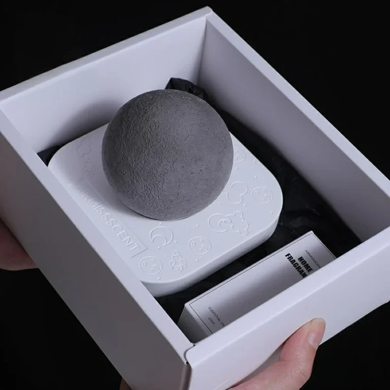 Concrete Moon Essential Oil Diffuser (4)