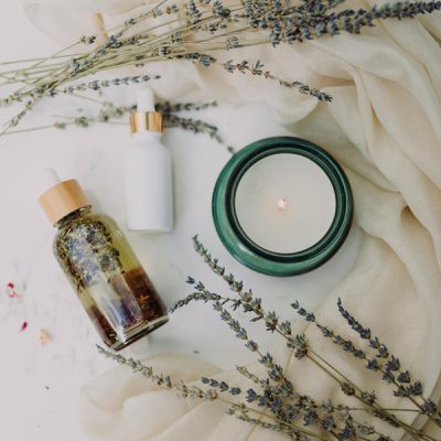 Scented Sanctuary – Aromatherapy Candles & Scent